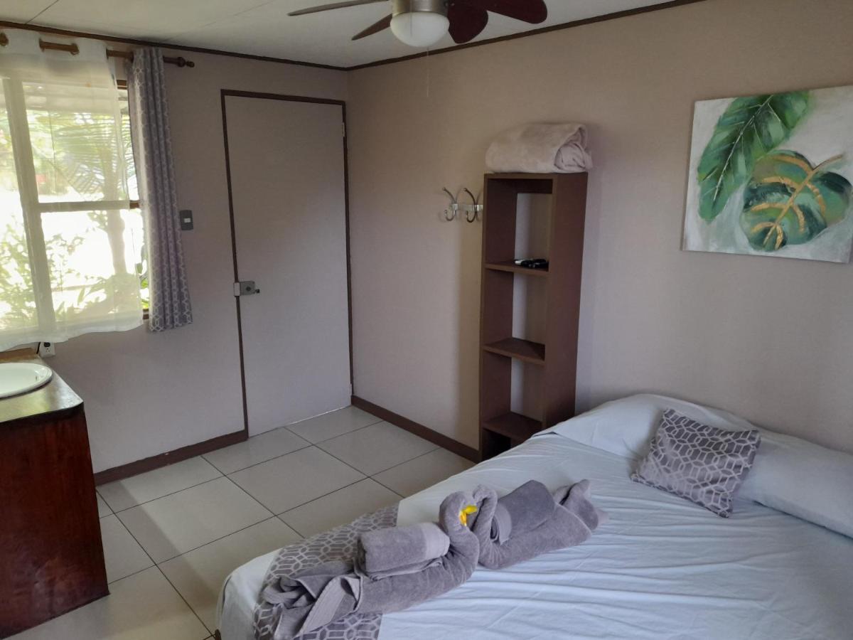 Hotel El Colibri Rojo - Cabinas - Le Colibri Rouge Cahuita Zewnętrze zdjęcie